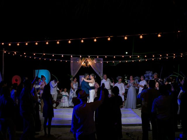 La boda de Rafael y Ariadna en Cancún, Quintana Roo 38