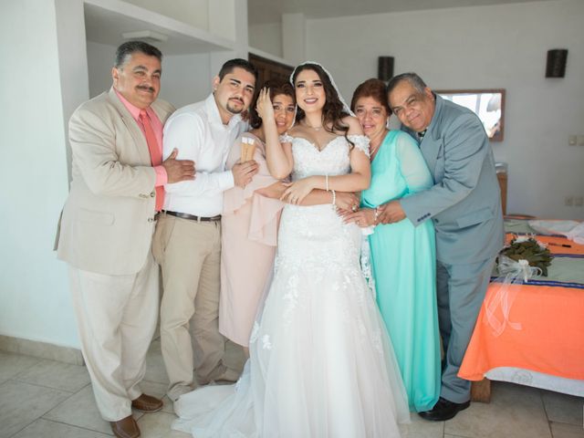 La boda de César  y Karen Stephania  en Puerto Vallarta, Jalisco 24