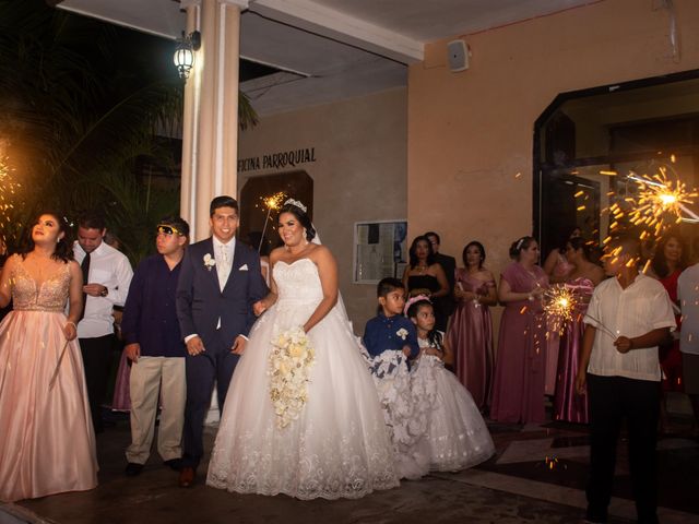 La boda de Josué y Berelendis  en Carmen, Campeche 6