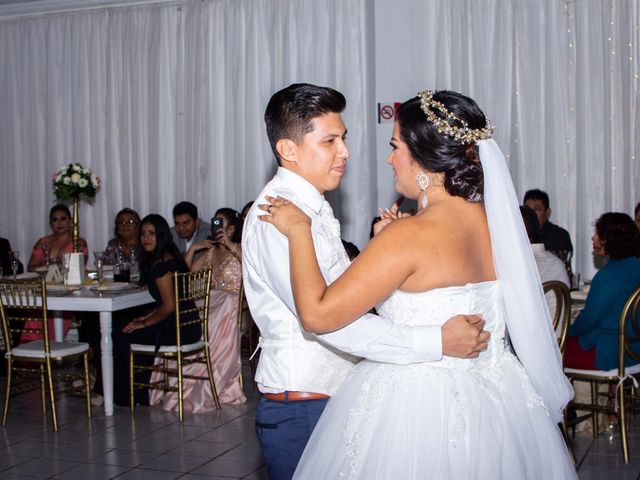 La boda de Josué y Berelendis  en Carmen, Campeche 13