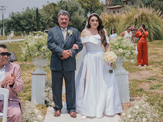 La boda de Víctor Rencillas y Marifer en Tlaxcala, Tlaxcala 34