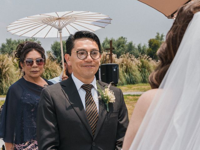 La boda de Víctor Rencillas y Marifer en Tlaxcala, Tlaxcala 37