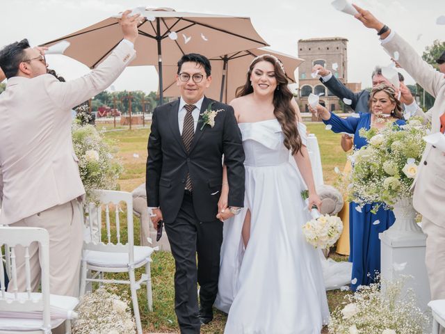 La boda de Víctor Rencillas y Marifer en Tlaxcala, Tlaxcala 44