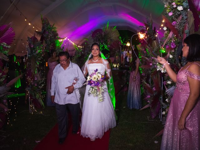 La boda de Gerardo y Liliana en Comalcalco, Tabasco 7