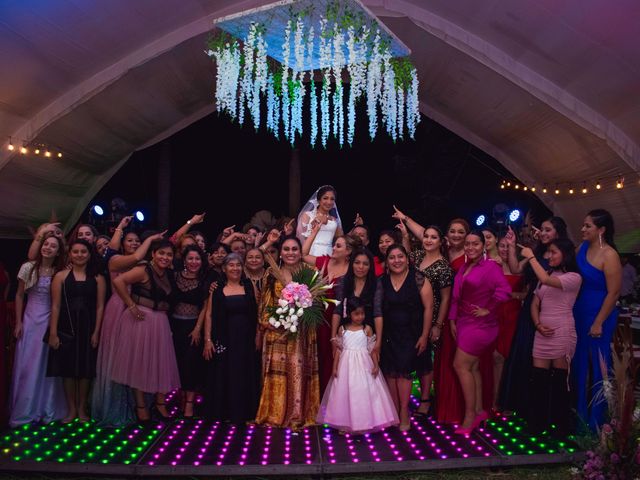 La boda de Gerardo y Liliana en Comalcalco, Tabasco 16