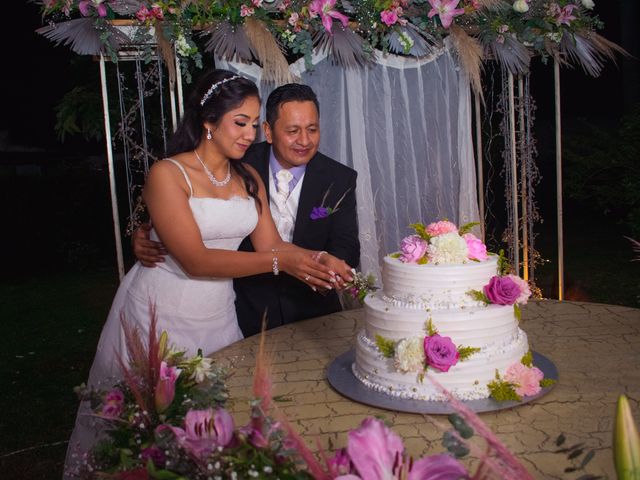 La boda de Gerardo y Liliana en Comalcalco, Tabasco 17