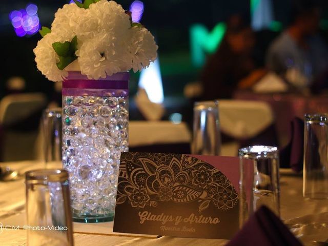 La boda de Arturo y Gladys en Colima, Colima 16