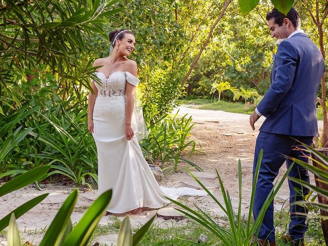 La boda de Arturo y Melanie en Cancún, Quintana Roo 22