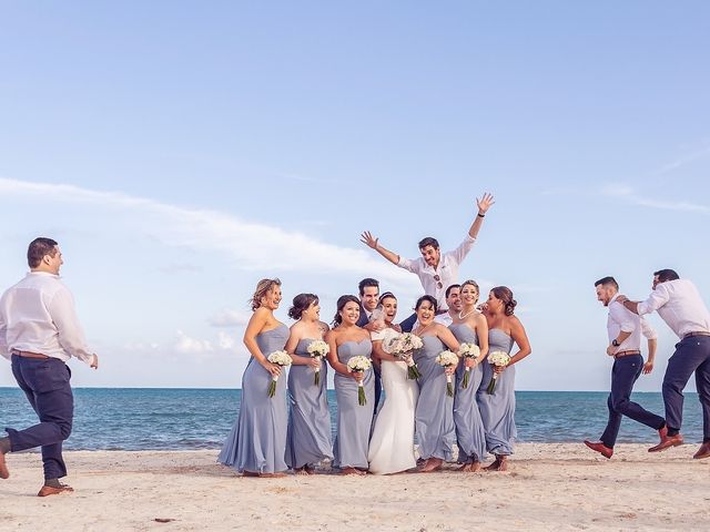 La boda de Arturo y Melanie en Cancún, Quintana Roo 30