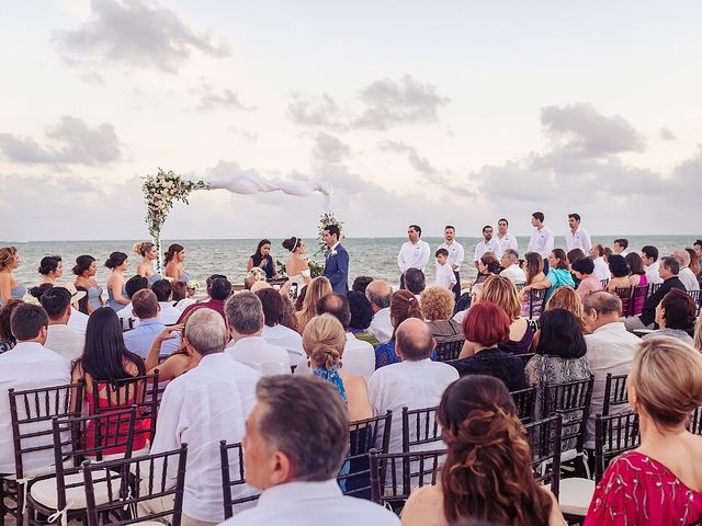 La boda de Arturo y Melanie en Cancún, Quintana Roo 44