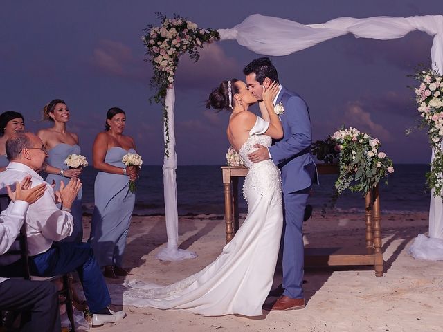 La boda de Arturo y Melanie en Cancún, Quintana Roo 49