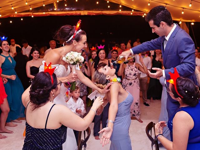 La boda de Arturo y Melanie en Cancún, Quintana Roo 79