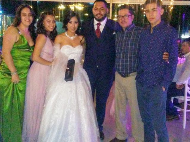 La boda de Carlos Javier y Gabriela en Uruapan, Michoacán 4