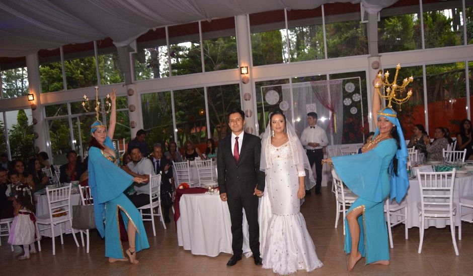 La boda de Ricardo  y  Karen en Morelia, Michoacán
