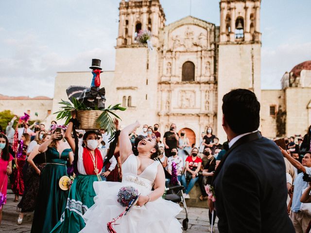 La boda de Rafael y Ilse en Oaxaca, Oaxaca 80