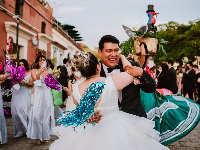 La boda de Rafael y Ilse en Oaxaca, Oaxaca 82