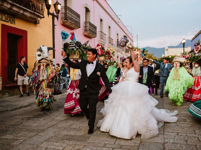 La boda de Rafael y Ilse en Oaxaca, Oaxaca 90