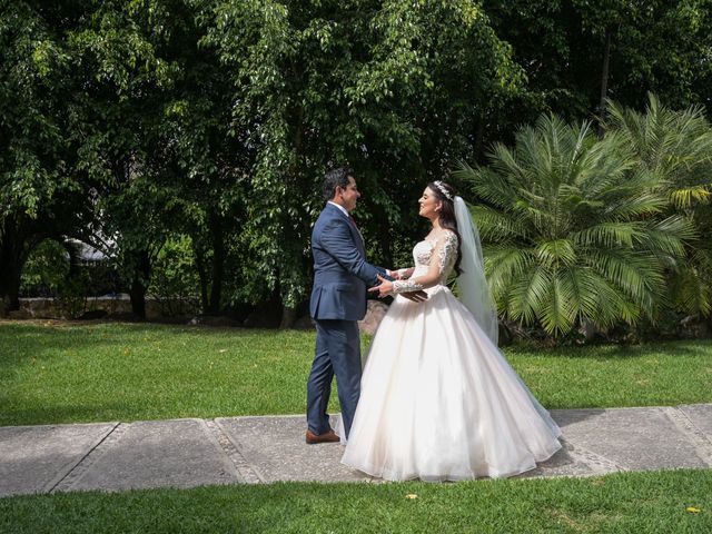 La boda de Víctor y Mariana en Xochitepec, Morelos 22