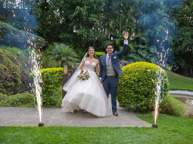 La boda de Víctor y Mariana en Xochitepec, Morelos 76