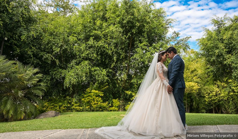 La boda de Víctor y Mariana en Xochitepec, Morelos