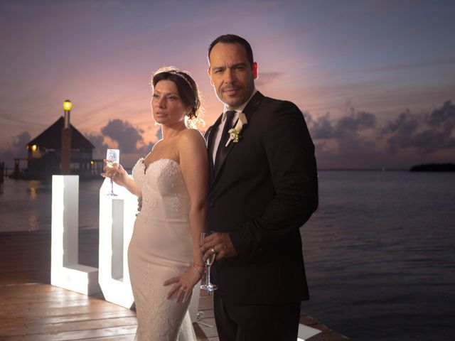 La boda de Alejandro y Elena en Cancún, Quintana Roo 23