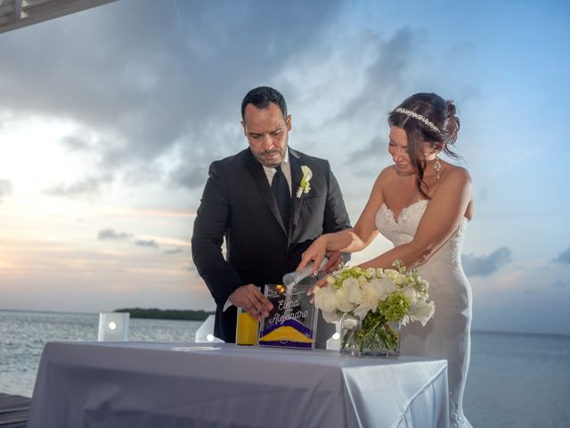 La boda de Alejandro y Elena en Cancún, Quintana Roo 38