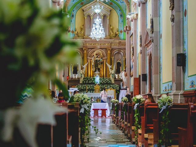 La boda de Marco Antonio y Isabel en Lagos de Moreno, Jalisco 4