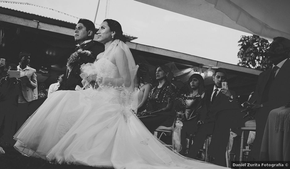 La boda de Roberto y Lynda en Santa Lucía del Camino, Oaxaca