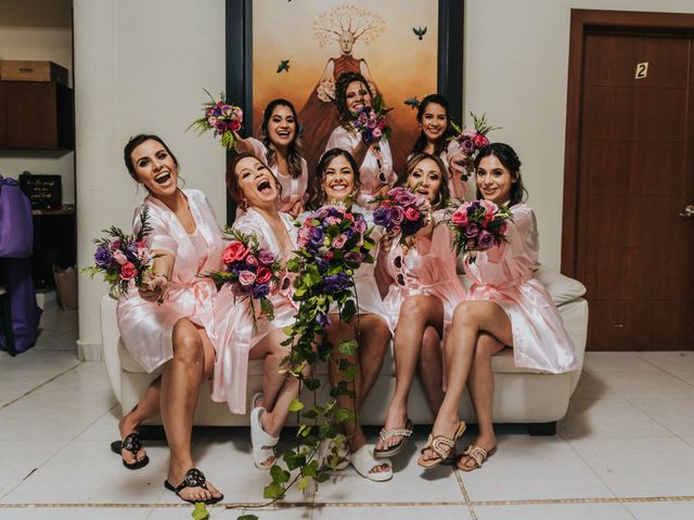 La boda de Julio y Faby en Acapulco, Guerrero 1