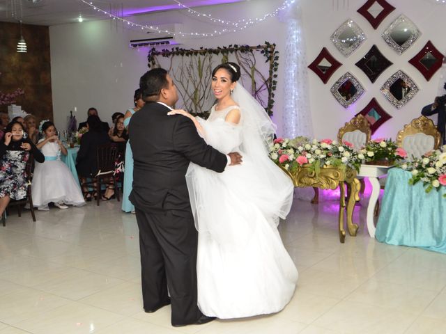 La boda de Jonathan y Claudia en Comalcalco, Tabasco 8