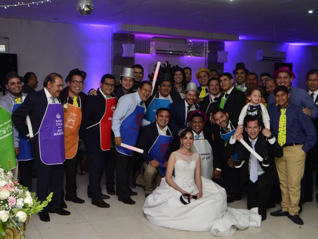 La boda de Jonathan y Claudia en Comalcalco, Tabasco 13