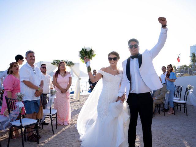 La boda de Manuel y Evelyn en Mazatlán, Sinaloa 18