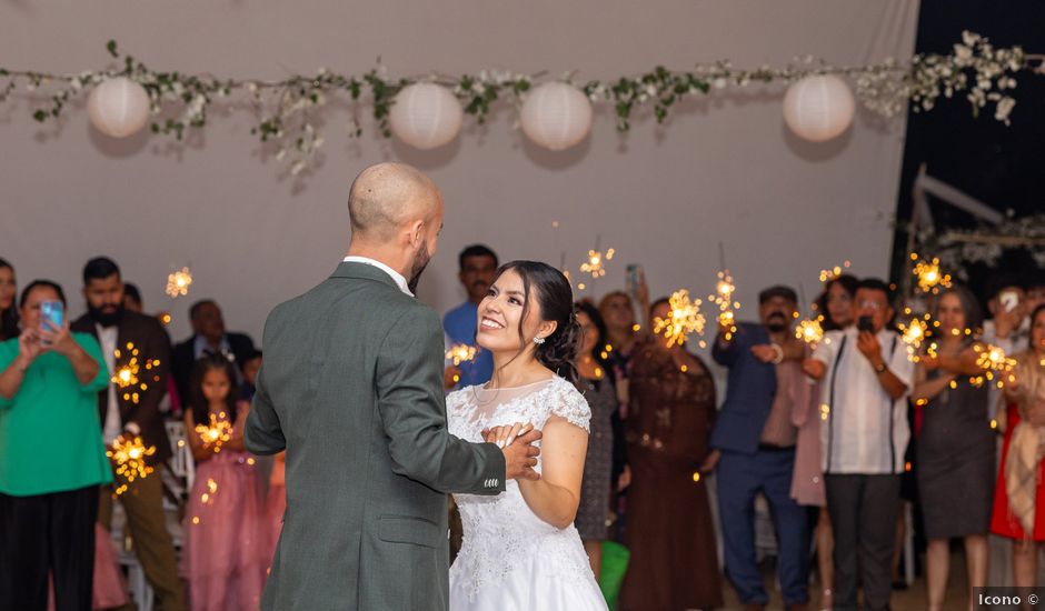 La boda de Carlos y Yared en Santiago Yolomécatl, Oaxaca