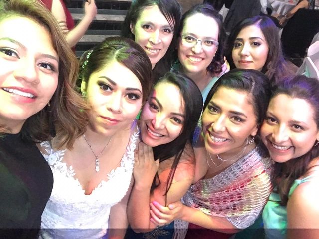 La boda de Jonatan  y Danna  en Iztacalco, Ciudad de México 12