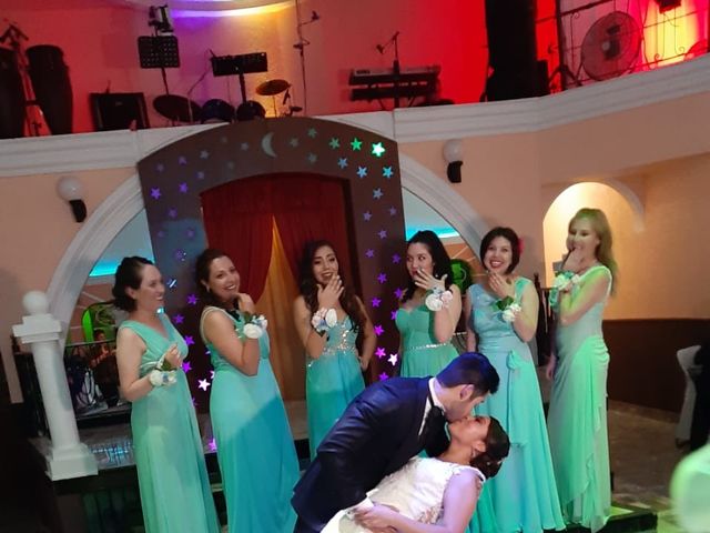 La boda de Jonatan  y Danna  en Iztacalco, Ciudad de México 13