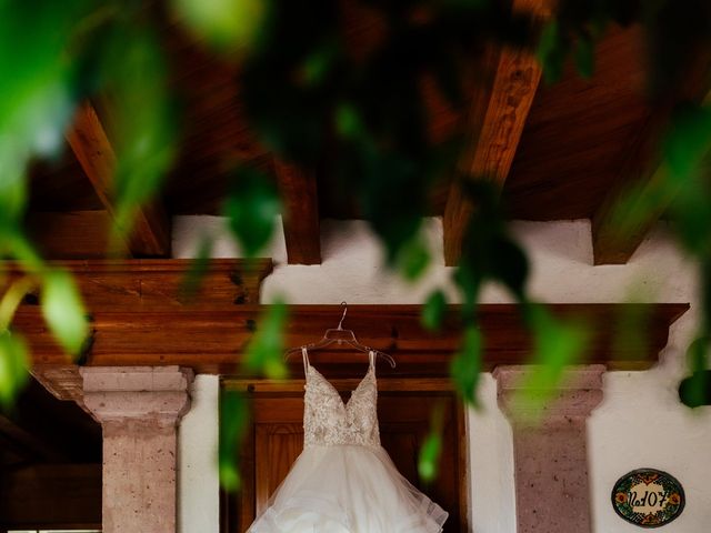 La boda de Joel y Alethia en Contepec, Michoacán 7