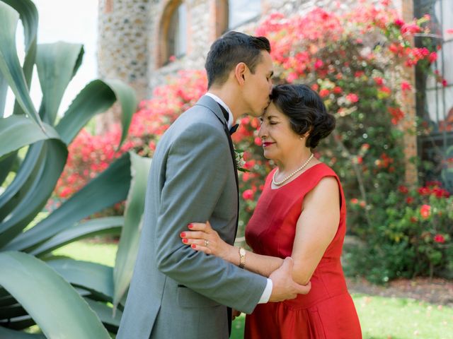 La boda de Joel y Alethia en Contepec, Michoacán 14