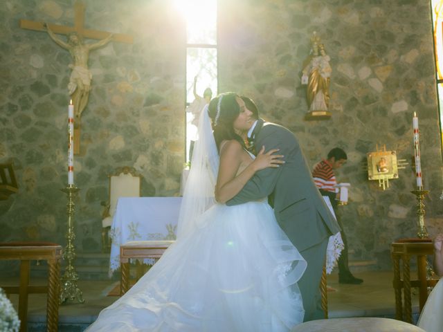 La boda de Joel y Alethia en Contepec, Michoacán 39