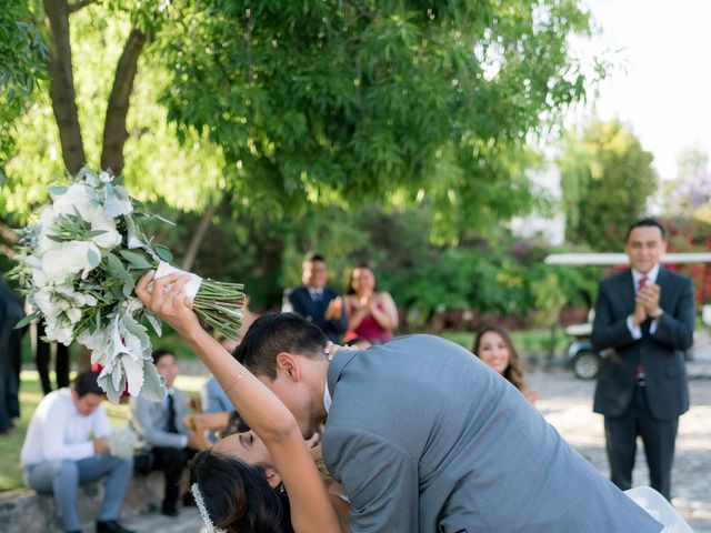 La boda de Joel y Alethia en Contepec, Michoacán 54