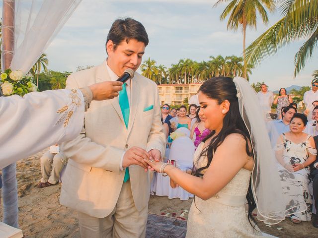 La boda de Guillermo y Viridiana en Ixtapa Zihuatanejo, Guerrero 12