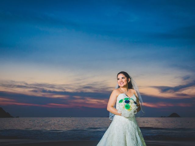 La boda de Guillermo y Viridiana en Ixtapa Zihuatanejo, Guerrero 18