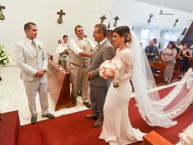 La boda de Roberto y Gaby en Mazatlán, Sinaloa 8
