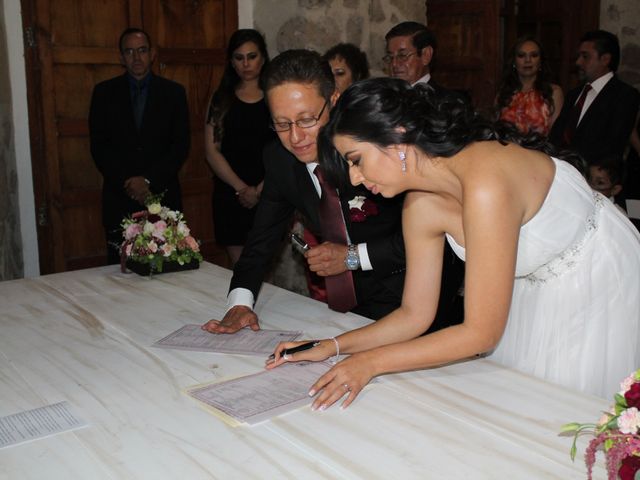 La boda de Alberto y Rosalba en Morelia, Michoacán 16