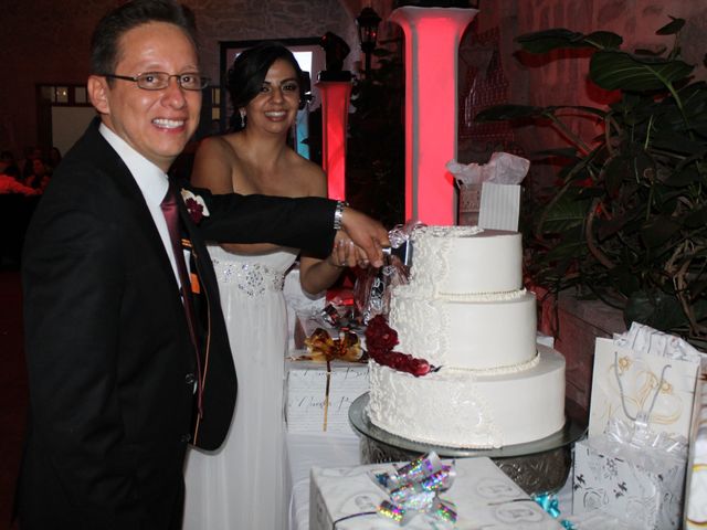 La boda de Alberto y Rosalba en Morelia, Michoacán 30