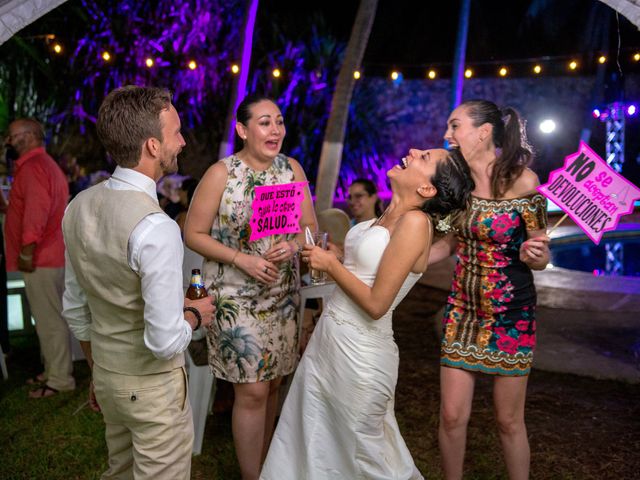 La boda de Warren y Iris en Acapulco, Guerrero 52