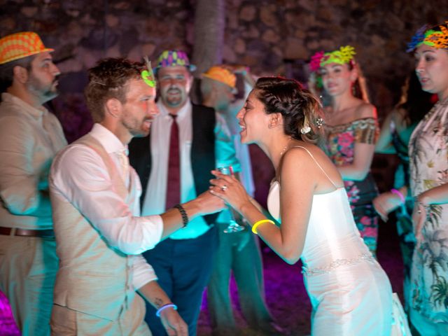 La boda de Warren y Iris en Acapulco, Guerrero 73