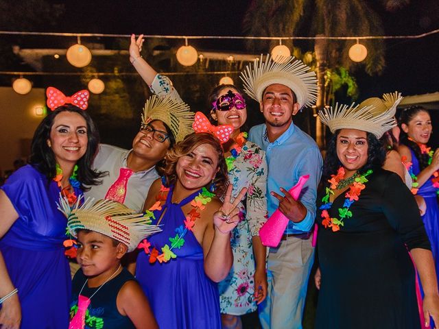 La boda de Ricardo y Kathie en Tequesquitengo, Morelos 54