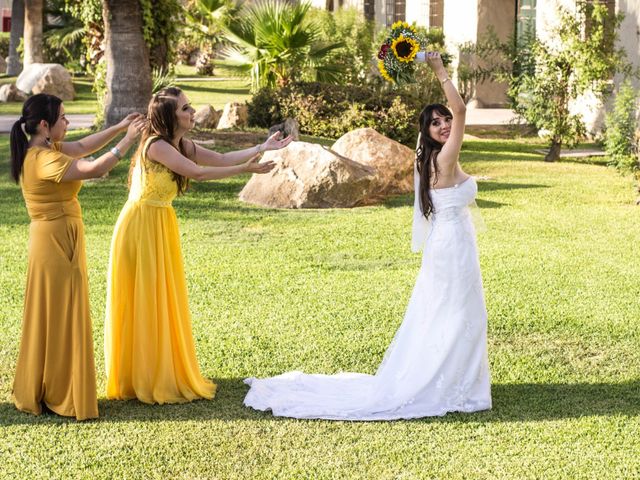 La boda de Octavio  y Karolina  en Mexicali, Baja California 5