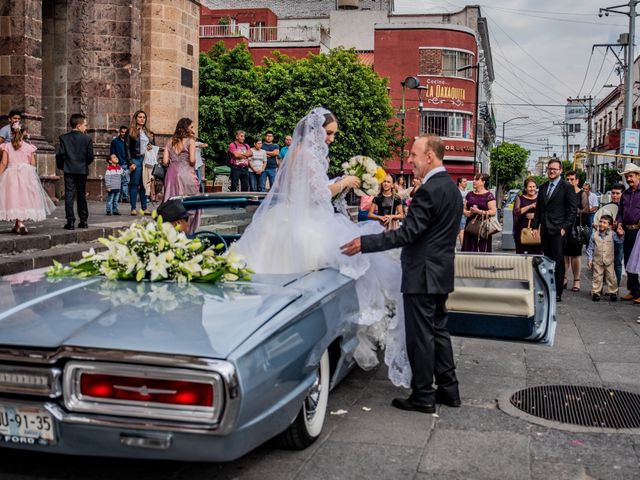 La boda de Fernando y Angelica en Guadalajara, Jalisco 30