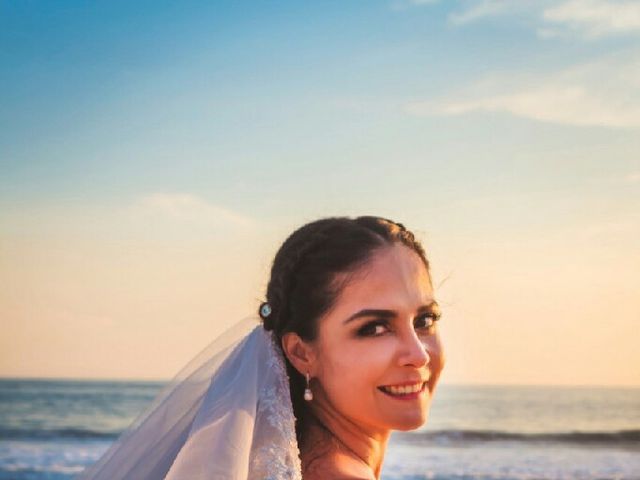 La boda de Salvador y Gabriela en Ixtapa Zihuatanejo, Guerrero 12